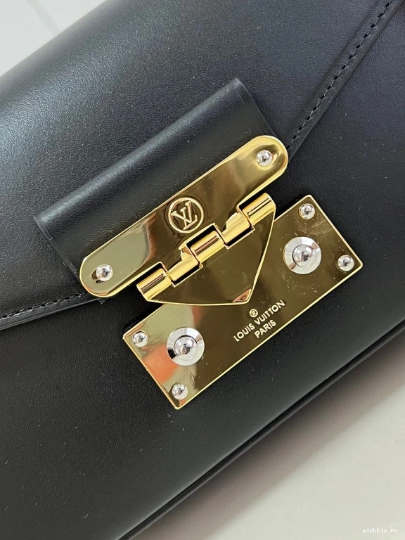 WIS Vuitton Louis SWING 1030